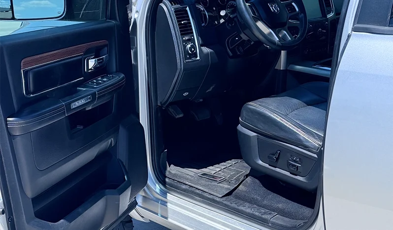 2013 RAM 3500 Laramie – 6.7L Cummins – Pickup Truck full