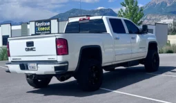 2015 GMC Sierra 2500HD Denali  – 6.6L Duramax – Pickup Truck