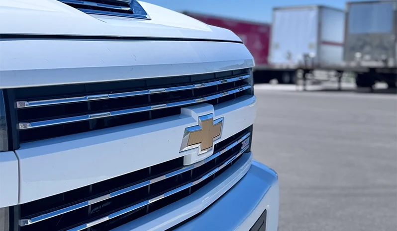 2017 Chevrolet Silverado 2500HD LTZ  – 6.6L Duramax – Pickup Truck full