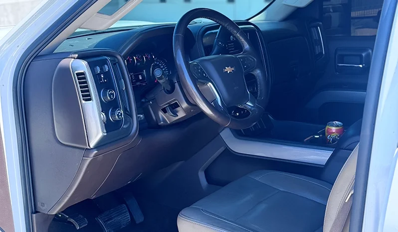 2017 Chevrolet Silverado 2500HD LTZ  – 6.6L Duramax – Pickup Truck full