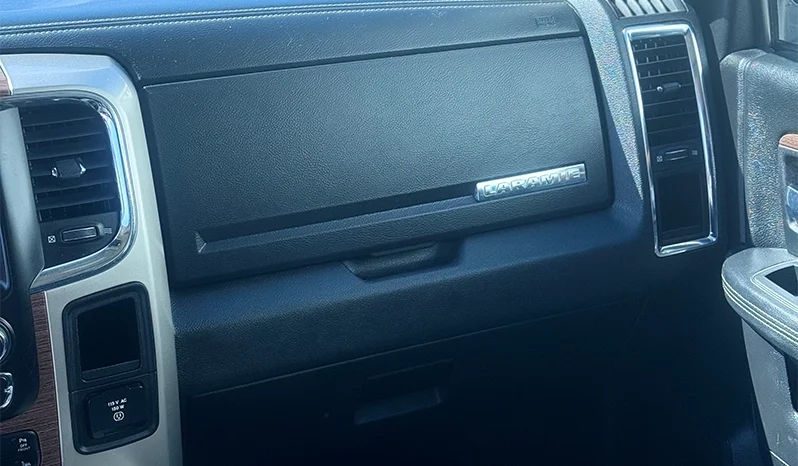 2017 RAM 3500 Laramie – 6.7L Cummins – Pickup Truck full