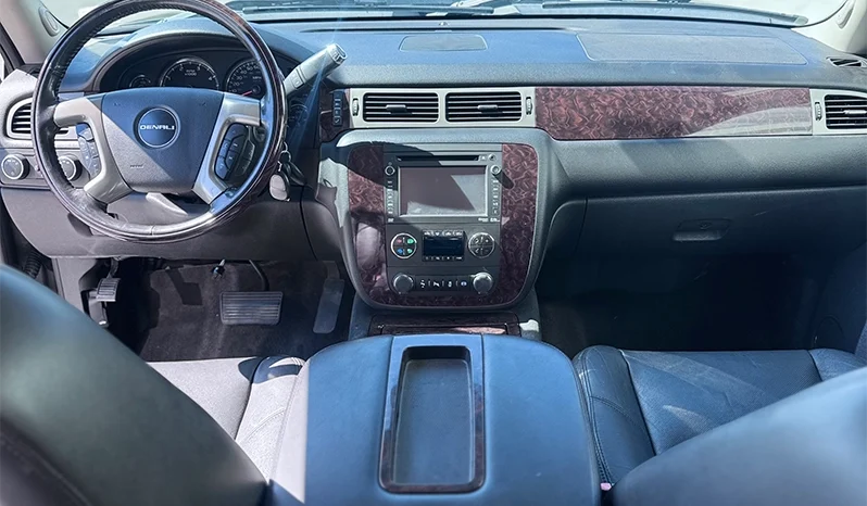 2014 GMC Sierra 2500HD Denali  – 6.6L Duramax – Pickup Truck full