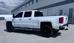 2015 Chevrolet 2500HD High Country  – 6.6L Duramax – Pickup Truck
