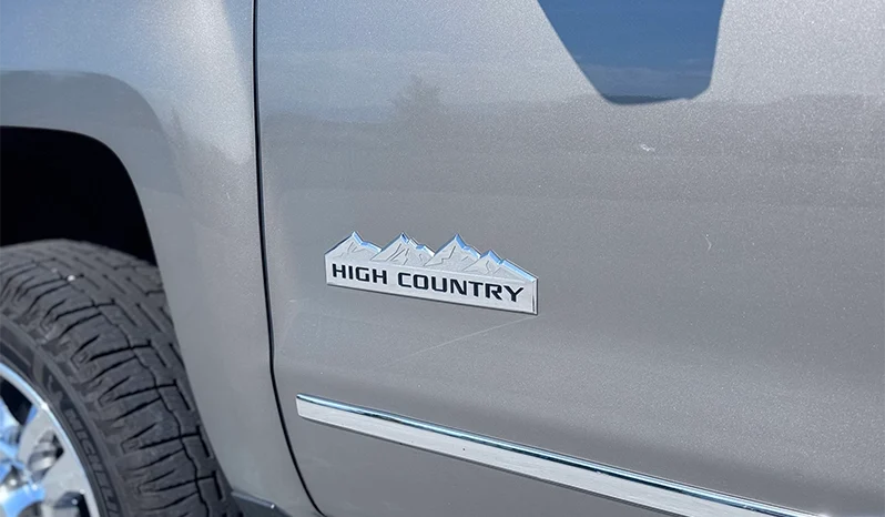 2017 Chevrolet 2500HD High Country  – 6.6L Duramax – Pickup Truck full