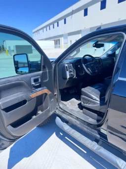 2018 Chevrolet Silverado 2500HD LTZ  – 6.6L Duramax – Pickup Truck full