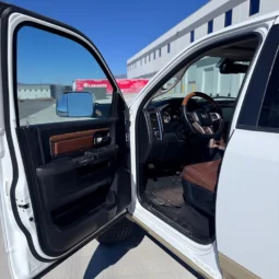 2014 RAM 3500 Limited Longhorn – 6.7L Cummins – Pickup Truck full