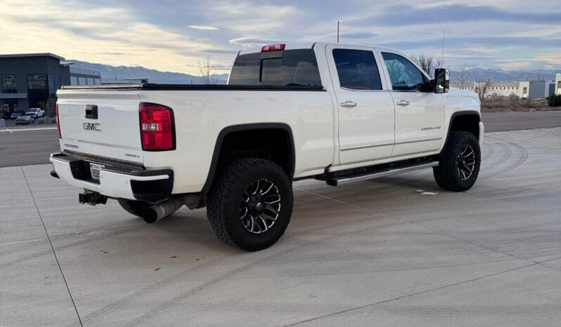 2016 GMC Sierra 2500HD Denali – 6.6L Duramax – Pickup Truck full