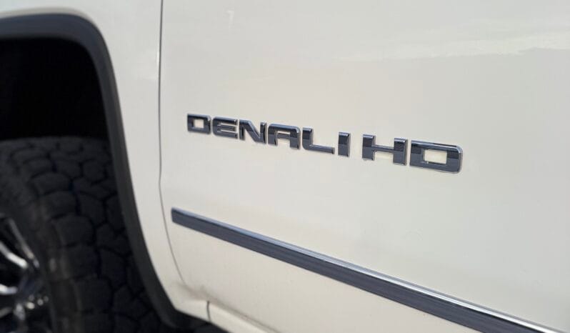 2016 GMC Sierra 2500HD Denali – 6.6L Duramax – Pickup Truck full