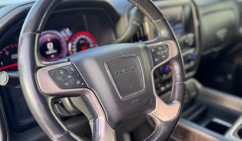 2016 GMC Sierra 2500HD Denali – 6.6L Duramax – Pickup Truck full