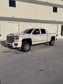 2018 GMC Sierra 3500HD Denali – 6.6L Duramax – Pickup Truck