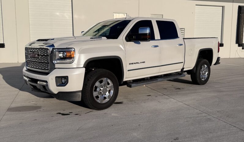 2018 GMC Sierra 3500HD Denali – 6.6L Duramax – Pickup Truck full